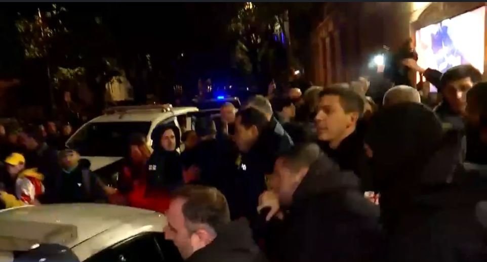Protest escalates in Batumi: Arrests made near Adjara Government building
