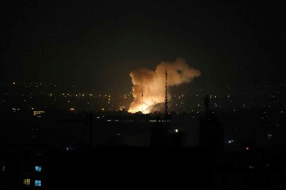 Frontnews image description