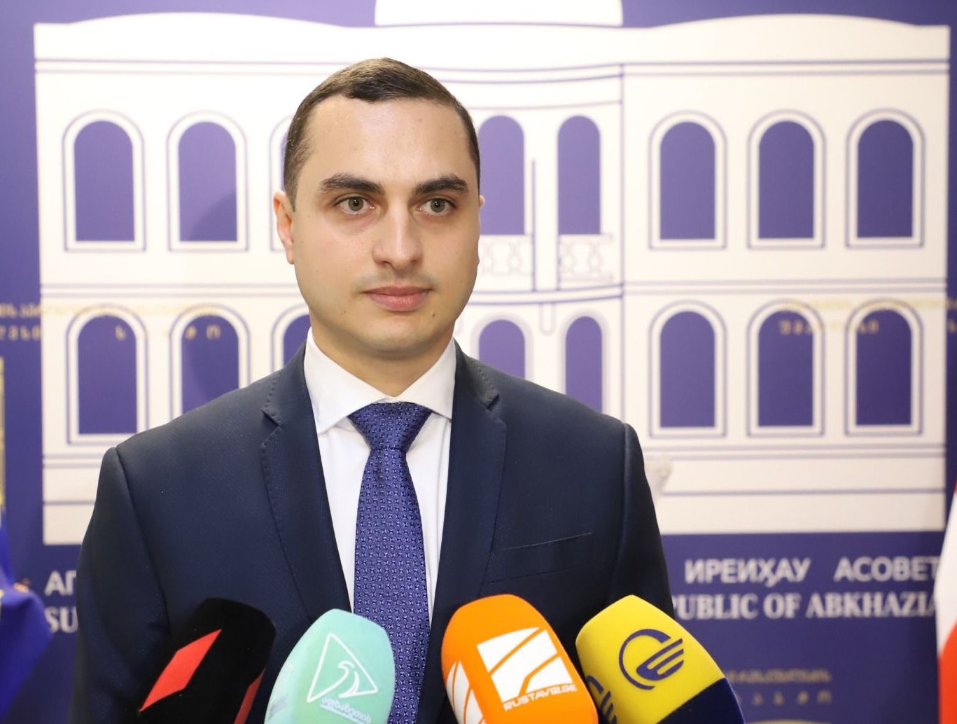 Frontnews image description