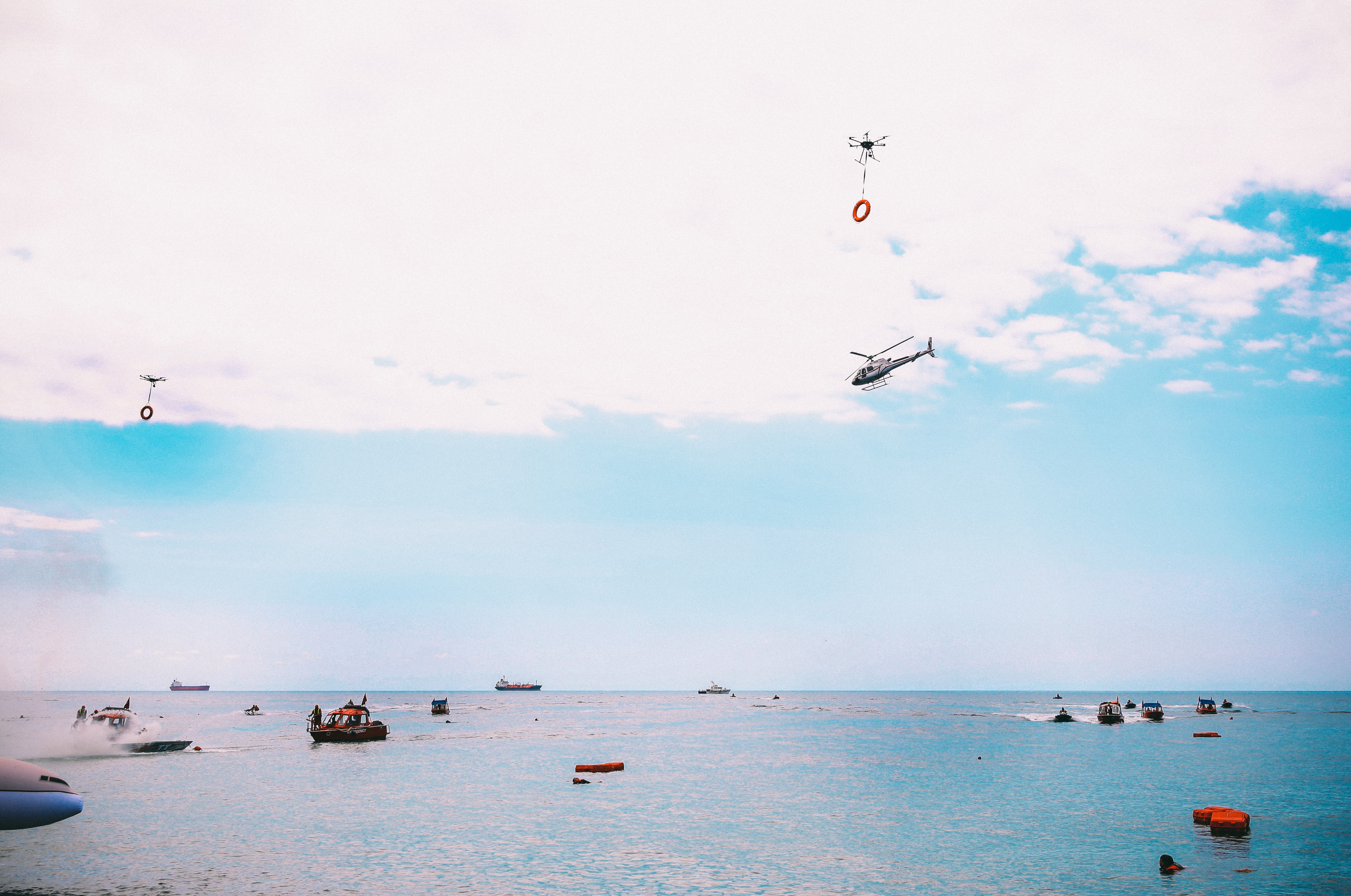 Interior Minister Geladze oversees aviation rescue drill on Black Sea coast