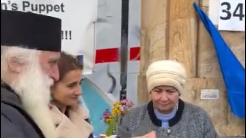 არქიმანდრიტ დოროთე ყურაშვილის თხოვნით მოშიმშილეებმა შიმშილობა შეწყვიტეს