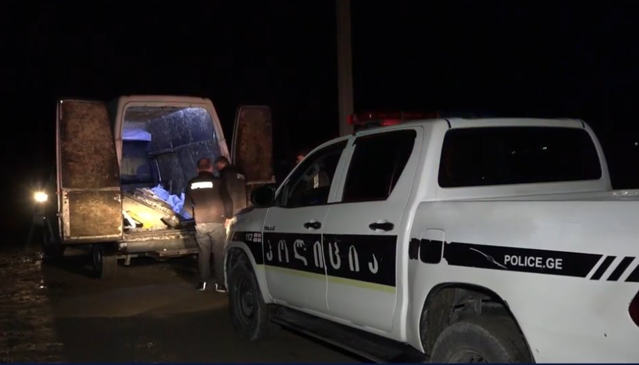 შიდა ქართლის პოლიციამ დიდი ოდენობით ჩადენილი ქურდობის ბრალდებით ორი პირი დააკავა