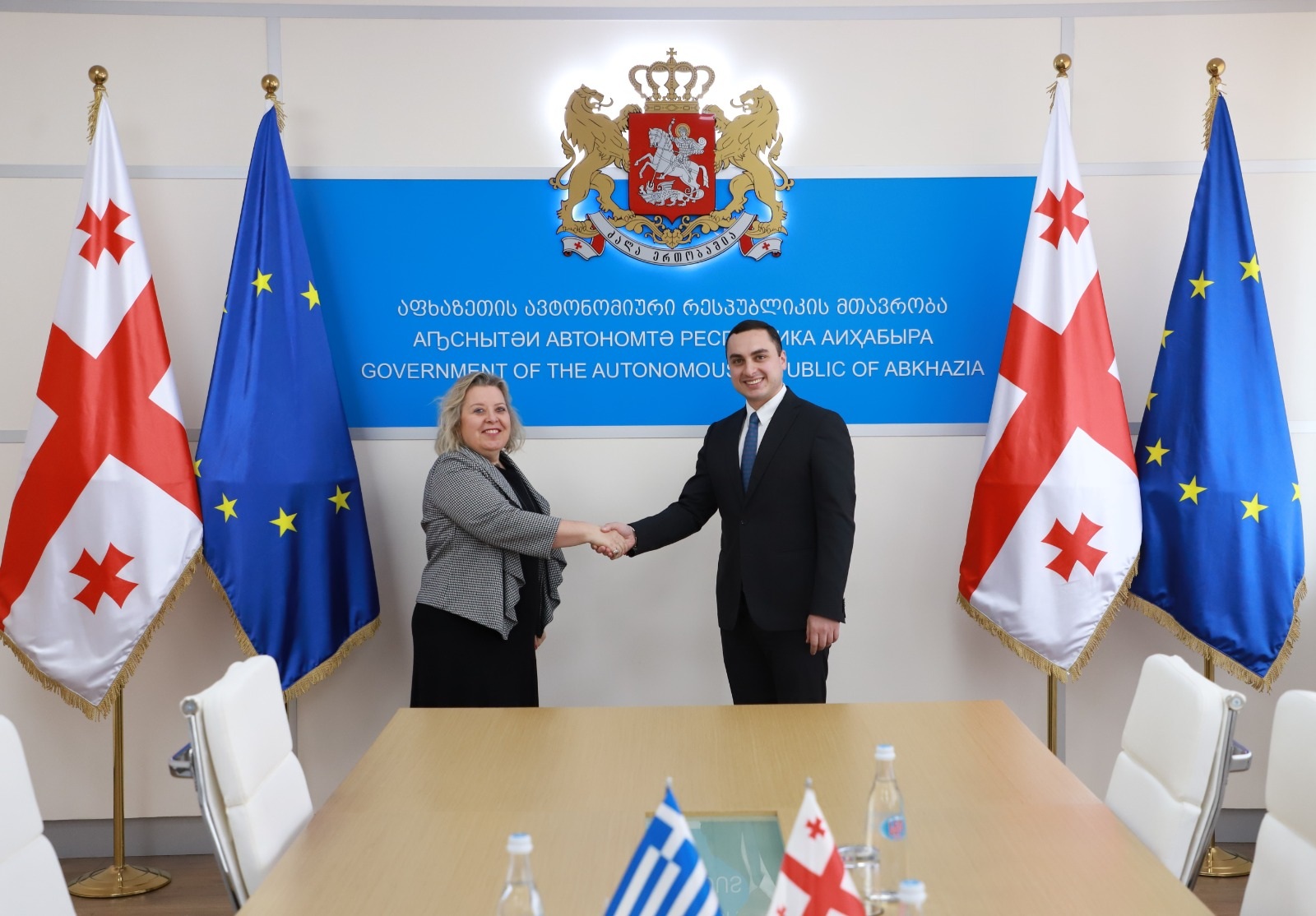 გიორგი ჯინჭარაძე საბერძნეთის რესპუბლიკის საგანგებო და სრულუფლებიან ელჩს შეხვდა