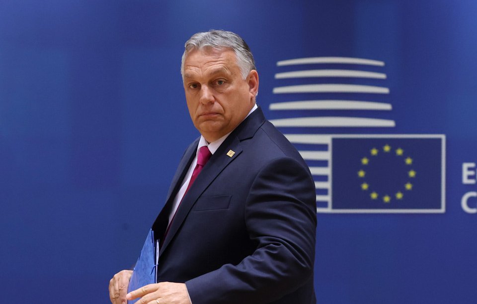 Orbán says Hungary won’t leave EU, claims bloc will ‘collapse on its own’