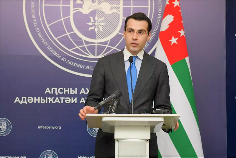 ოკუპირებული აფხაზეთის ე.წ. საგარეო საქმეთა მინისტრი თანამდებობას ტოვებს