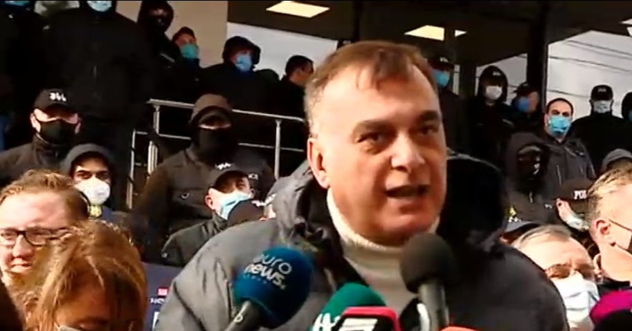 ზაალ უდუმაშვილი – ველოდებით პასუხს ტიკარაძისგან, რომ უახლოეს წუთებში პირადად გასცეს ჩვენს კითხვებს პასუხი