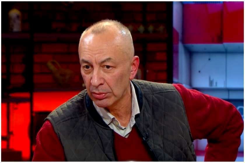 დავით მაღრაძე – ჩემი აზრით, პროექტის ეპოქამ თავისი გმირი იპოვა, თავის ვარსკვლავს მიაგნო – ეს არის არისტოვიჩი, არ გამიკვირდება, რომ არისტოვიჩმა ცოტა ხანში თავი ქრისტედ ან ანტიქრისტედ გამოაცხადოს, რადგან ორივე თანაბრად მისაღებია მისთვის