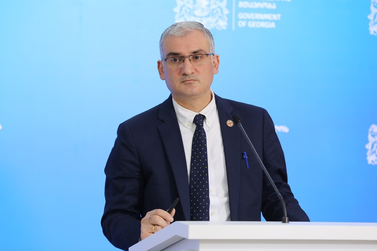უცხო ქვეყნის მოქალაქეების მწვანე სტატუსის დასადასტურებლად, მათ ქვეყანაში გაცემული შესაბამისი საბუთების წარდგენა საკმარისი იქნება