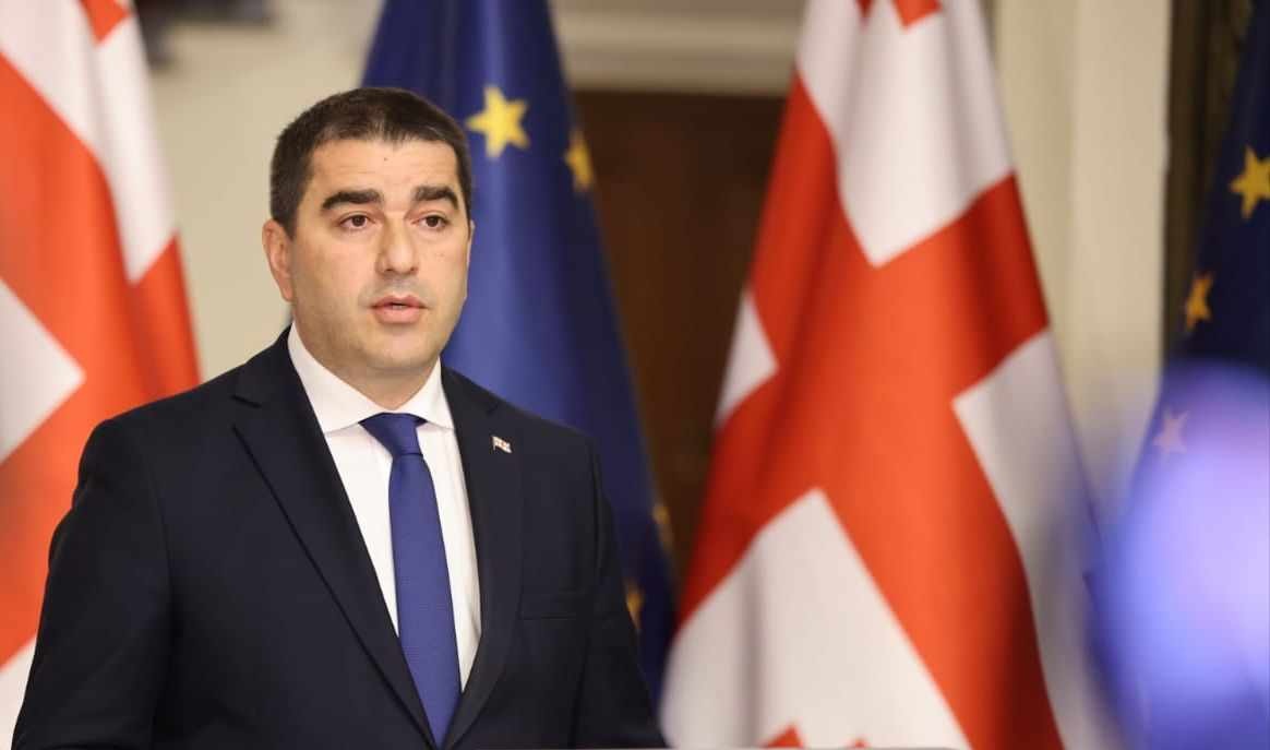 შალვა პაპუაშვილი – რაც უფრო მეტად დააზიანებს საქართველოს, საბოლოო ჯამში, იმ ნაბიჯს გადადგამს სალომე ზურაბიშვილი
