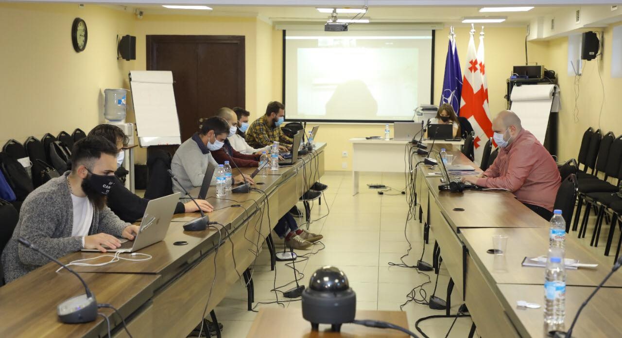 თავდაცვის ინსტიტუციური აღმშენებლობის სკოლაში IT სპეციალისტებისთვის კიბერუსაფრთხოების ტრენინგი ჩატარდა