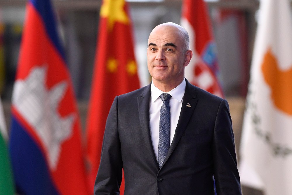 ალენ ბერსე – ბიძინა ივანიშვილთან შეხვედრა ეხებოდა საქართველოში არსებულ ვითარებას, ამ მდგომარეობის განვითარებას ბოლო თვის განმავლობაში