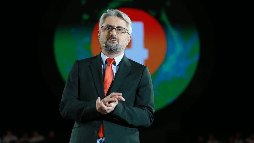ნიკა გვარამია – “რეჟიმი აგონიაშია” თავის მოტყუებაა, წკიპზეა და თიხის ფეხებზე დგას, ბოლომდე უნდა ამ ფეხებს მონგრევა