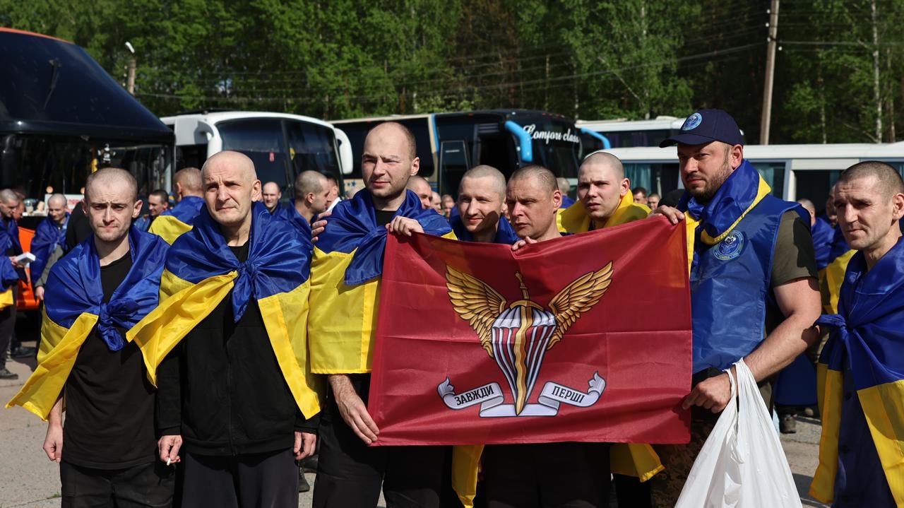 Zelenskyy on prisoner exchange: “We are bringing our people home" — 6