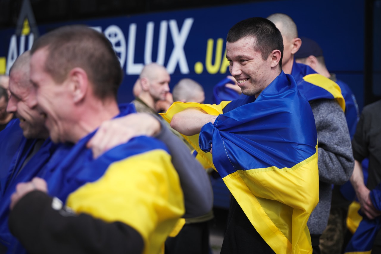 Zelenskyy on prisoner exchange: “We are bringing our people home" — 8