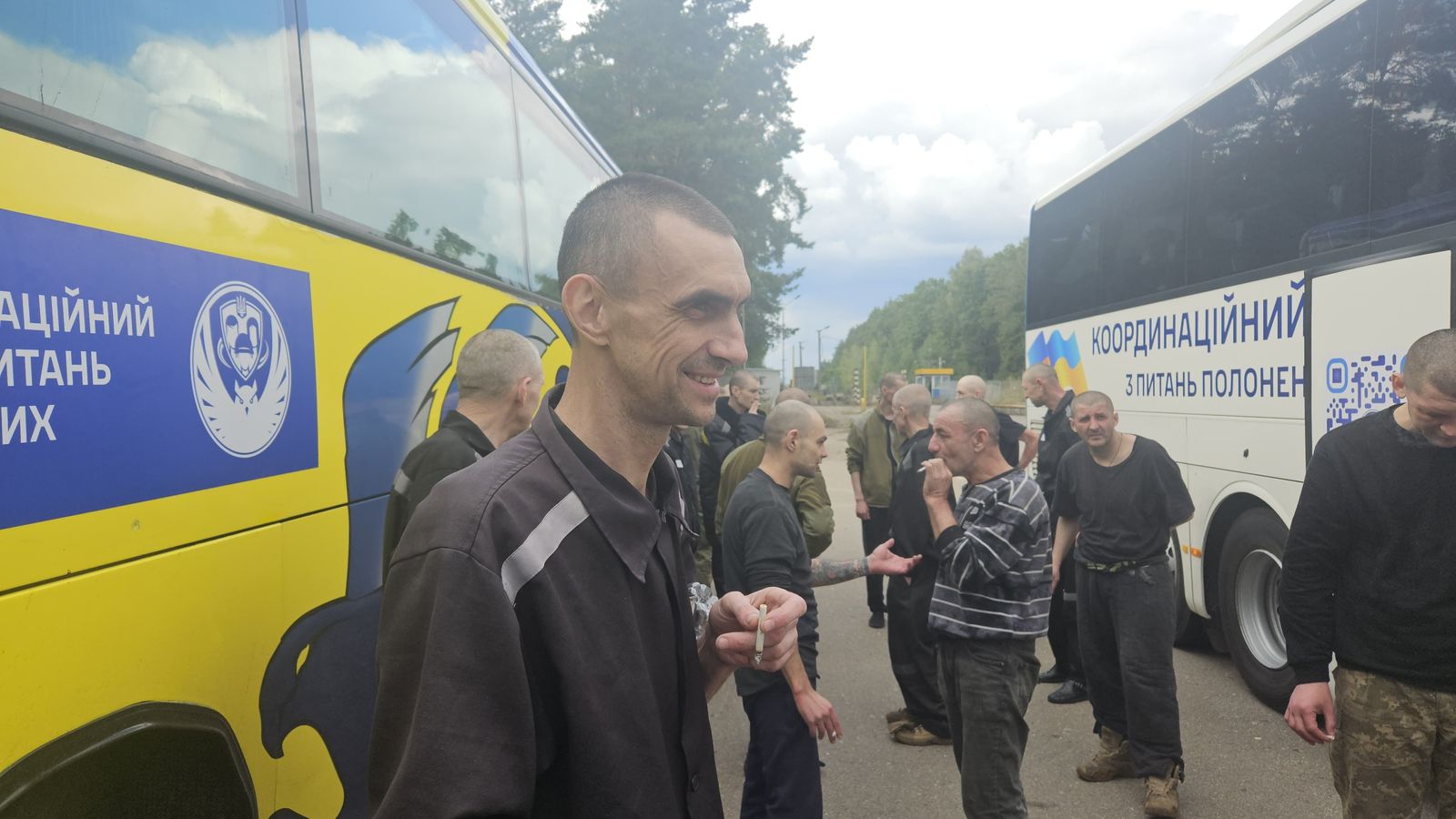 Kyiv and Moscow swap prisoners on Ukraine's Independence Day — 8