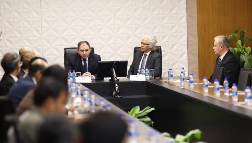 Foreign Committee Chair Samkharadze Discusses South Caucasus Political Priorities in India