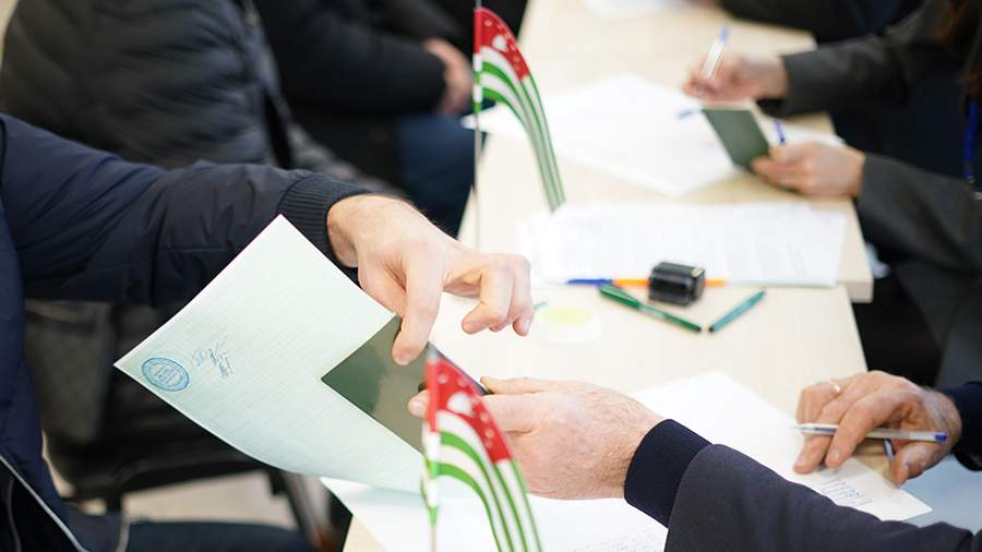 ოკუპირებულ აფხაზეთში ე.წ. საპრეზიდენტო არჩევნების მეორე ტურში ბადრა გუნბა და ადგურ არძინბა მიიღებენ მონაწილეობას
