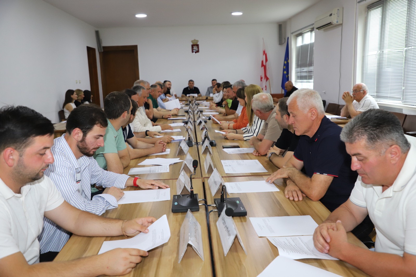 თერჯოლის მუნიციპალიტეტის საკრებულომ რიგგარეშე სხდომაზე დღის წესრიგით გათვალისწინებული საკითხები დაამტკიცა