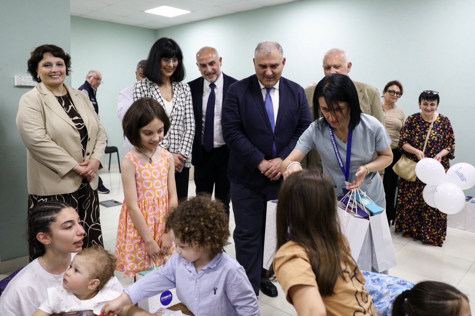 რუხში ჯანდაცვის სამინისტროს ორგანიზებით უფასო სამედიცინო სკრინინგის მასშტაბური აქცია ჩატარდა