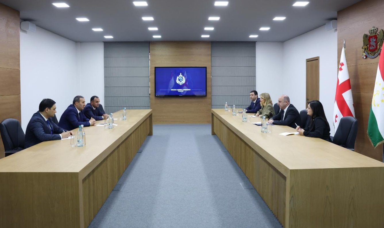 რონი მესხმა ტაჯიკეთის რესპუბლიკის შს მინისტრის მოადგილესთან შეხვედრა გამართა