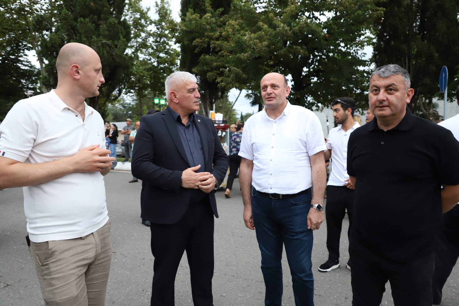 თერჯოლის მუნიციპალიტეტის მერი და საკრებულოს თავმჯდომარე ანრი ჯოხაძის კონცერტს დაესწრნენ