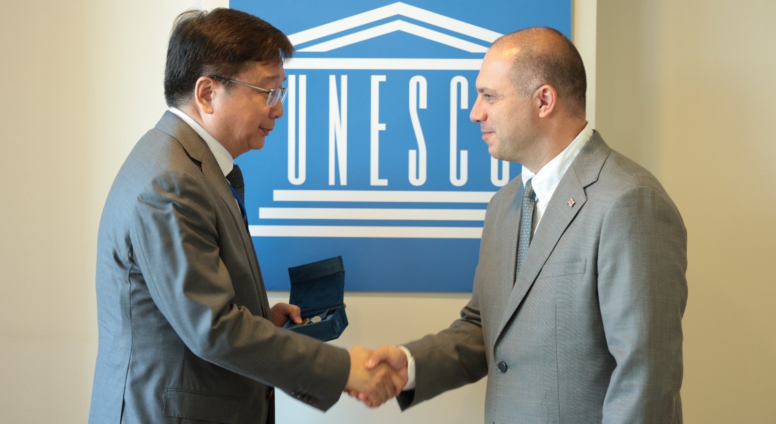 გივი მიქანაძე UNESCO-ს სათავო ოფისში განათლების საკითხებში გენერალური დირექტორის მოადგილეს შეხვდა