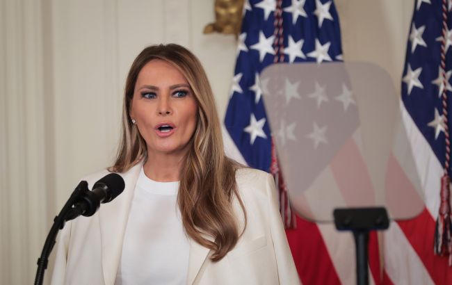 Melania Trump: we’ll continue working to safely return children to their families