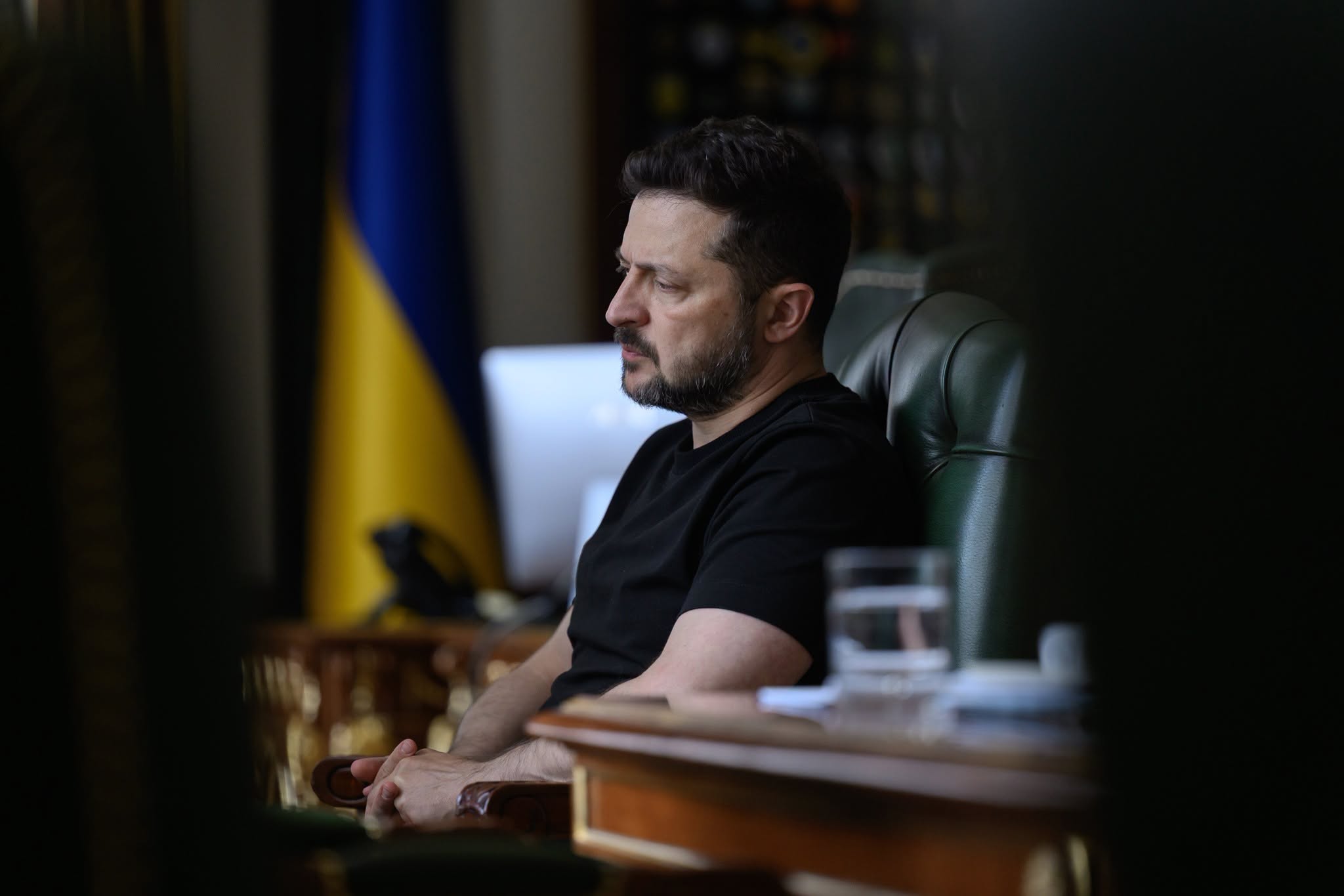 Zelenskyy says Ukraine preparing for multiple scenarios on Chernihiv-Kyiv direction