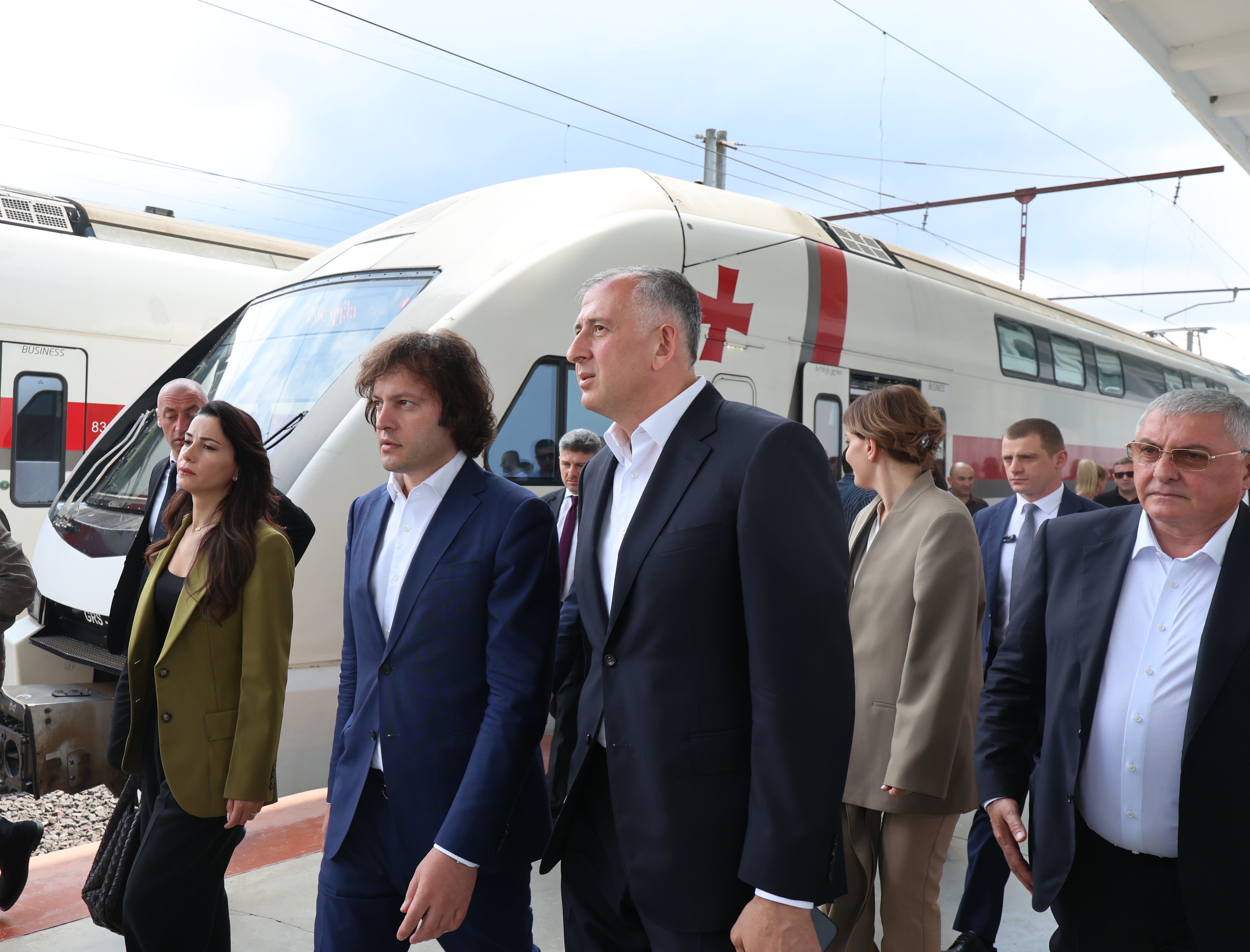 ზურაბ პატარაძე ირაკლი კობახიძესთან და მარიამ ქვრივიშვილთან ერთად ბათუმში მნიშვნელოვან ინფრასტრუქტურულ პროექტებს გაეცნო