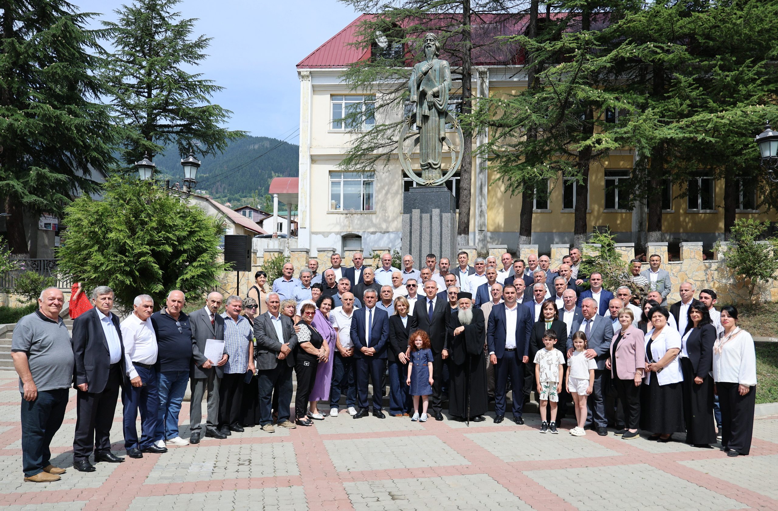 ზურაბ პატარაძე სახალხო დღესასწაულს "ტბელობას“ დაესწრო