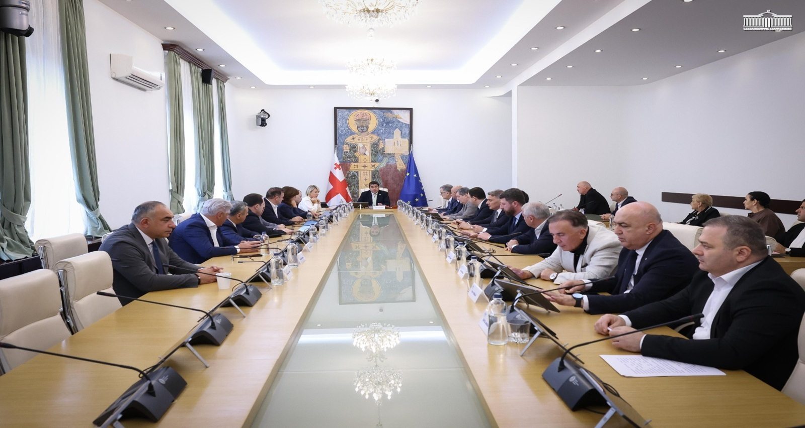 პარლამენტის ბიუროს სხდომაზე ახალი საკანონმდებლო ინიციატივები და საორგანიზაციო საკითხები განიხილეს