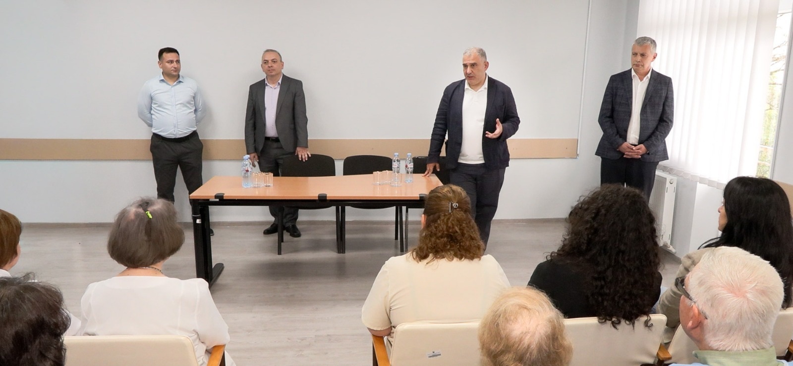 ქუთაისის ოთარ ჩხობაძის სახელობის კლინიკას ლაშა ლეჟავა უხელმძღვანელებს