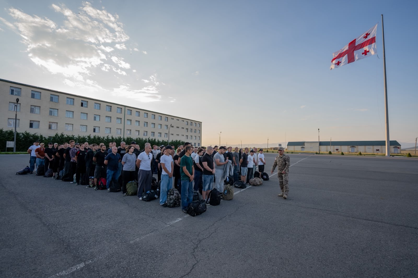 ახალქალაქში საკონტრაქტო სამხედრო სამსახურის საწყისი საბრძოლო მომზადების კურსი დაიწყო