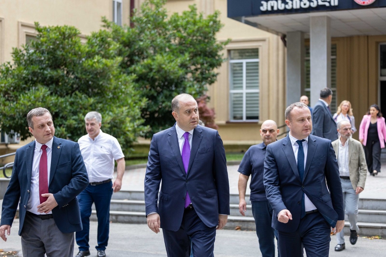 ირაკლი ჩიქოვანი სამხედრო ჰოსპიტლის სიახლეებს გაეცნო