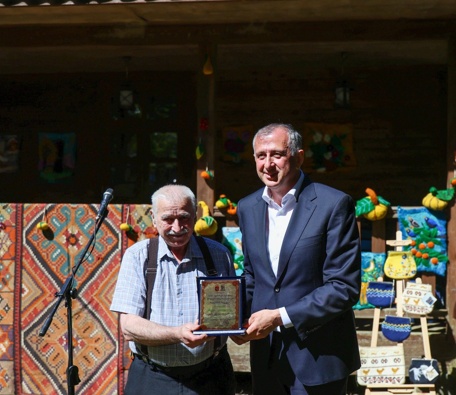 ზურაბ პატარაძე ქობულეთის მუნიციპალიტეტში "ჩაქვისთავობის“ სახალხო დღესასწაულს დაესწრო
