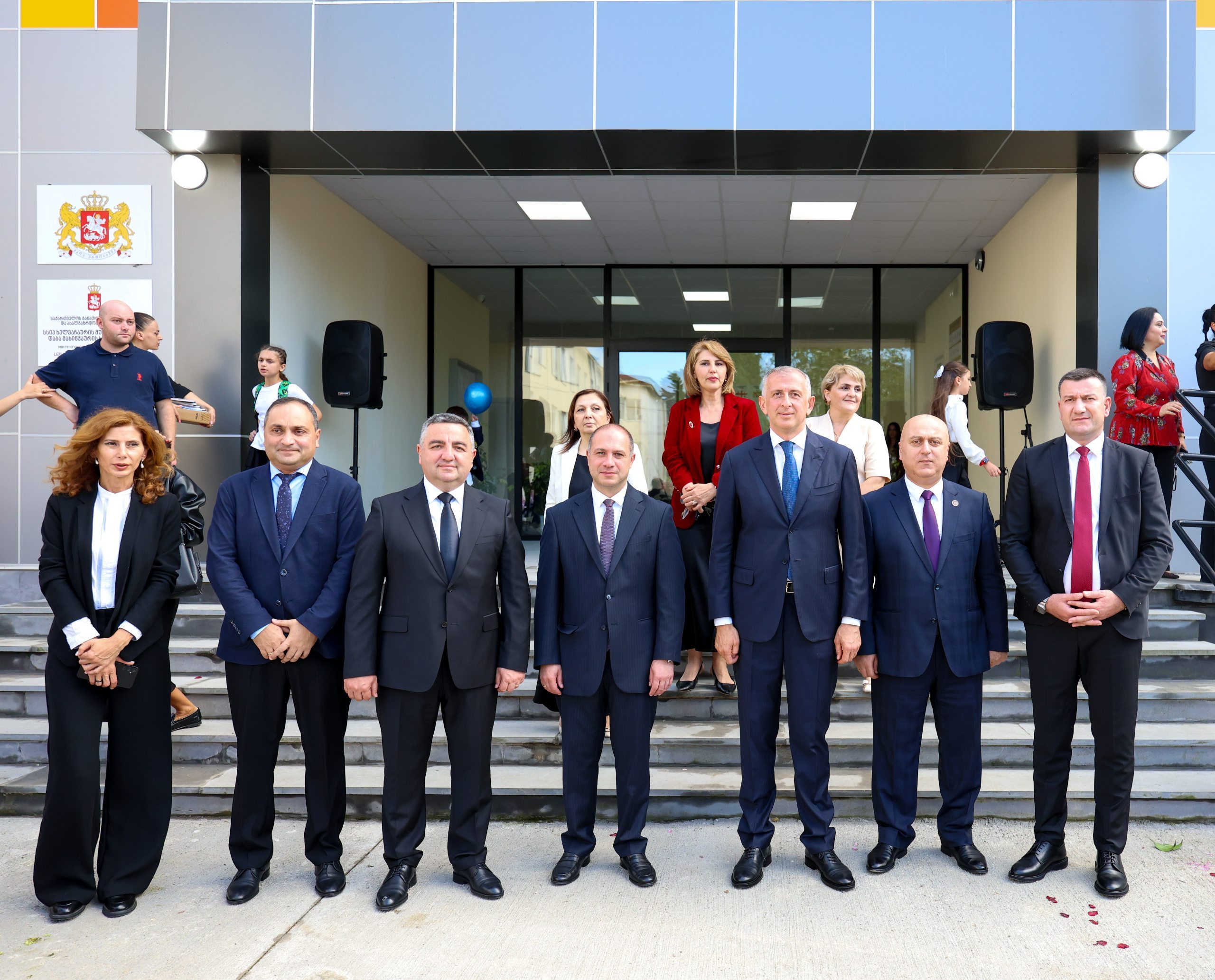 ზურაბ პატარაძემ და გივი მიქანაძემ მახინჯაურის საჯარო სკოლის განახლებული ინფრასტრუქტურა დაათვალიერეს