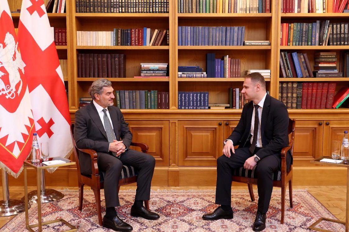მიხეილ ყაველაშვილმა საკონსტიტუციო სასამართლოს მოსამართლედ გოგა კიკილაშვილი დანიშნა
