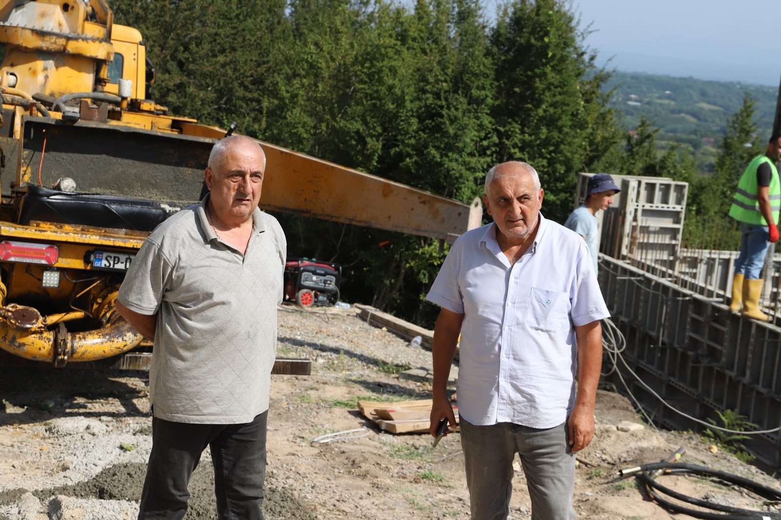 სოფელ ქვედა სიმონეთში წყლის მიმწოდებელი ქსელის მოწყობის სამუშაოები მიმდინარეობს - 4