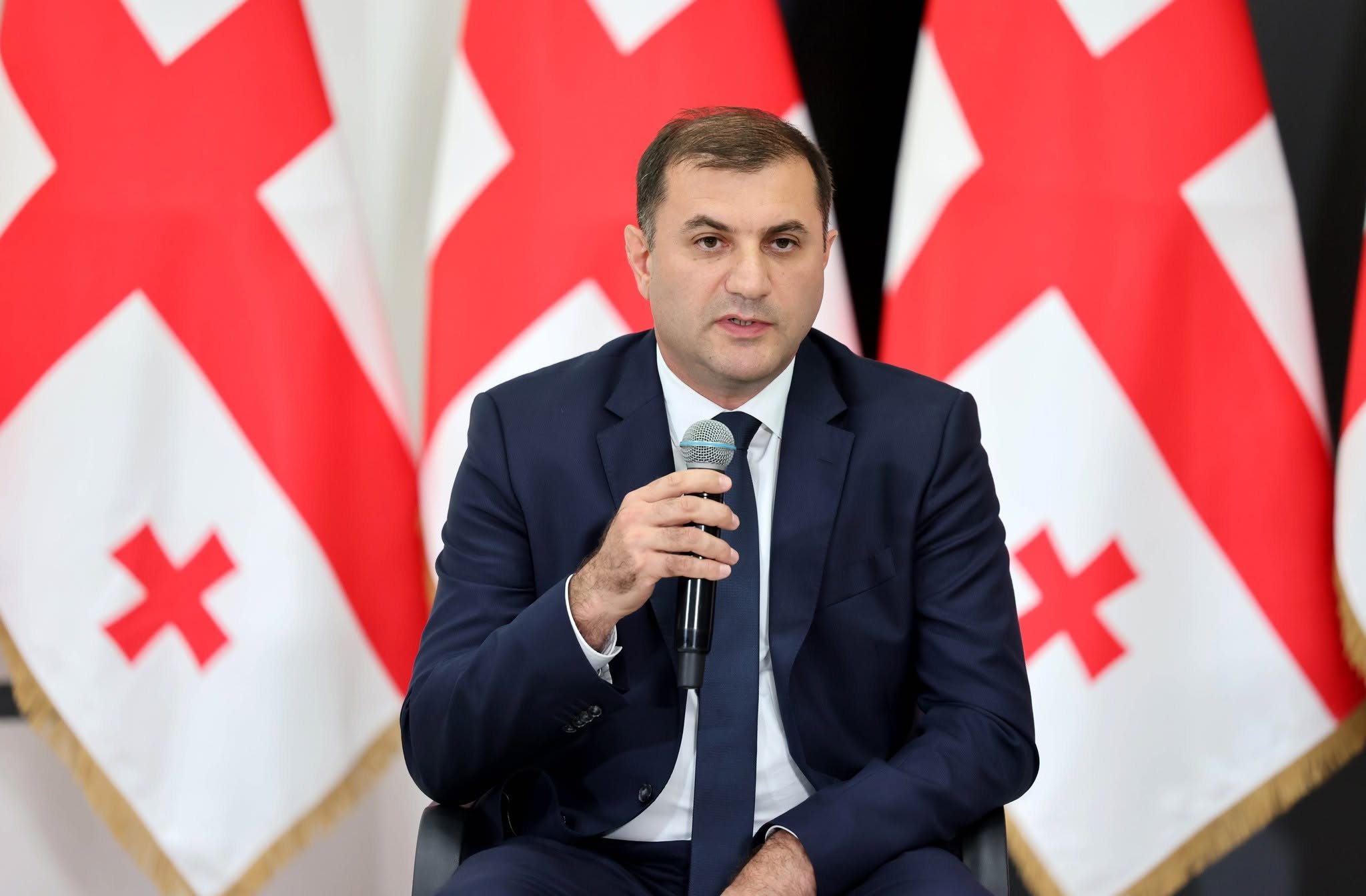 თამაზ ბორაშვილი დაზვერვის სააგენტოს თანამშრომლებს პროფესიულ დღეს ულოცავს