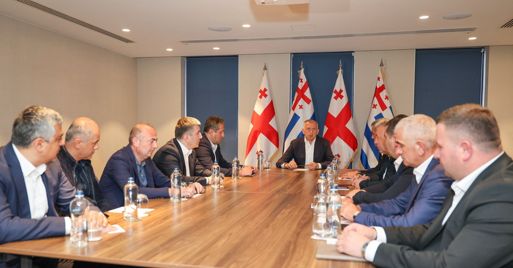 აჭარის მთავრობის თავმჯდომარემ კურორტ გოდერძის განვითარების საკითხებზე ხულოს მუნიციპალიტეტში სამუშაო შეხვედრა გამართა