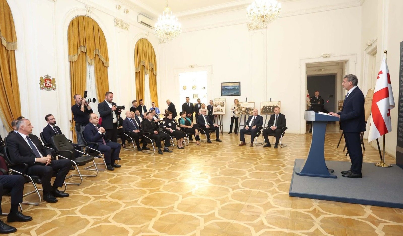 ზურაბ პატარაძე საკონსტიტუციო სასამართლოში ახლად განწესებული მოსამართლეების ფიცის დადების ცერემონიას დაესწრო