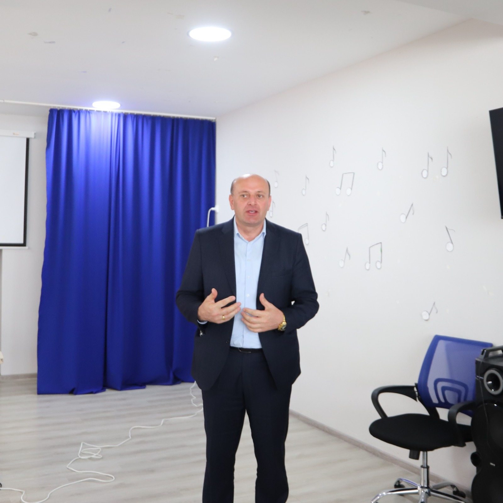 თერჯოლის მერი სკოლამდელი აღზრდის დაწესებულებების წარმომადგენლებისთვის სერტიფიკატების გადაცემის ღონისძიებას დაესწრო - 1