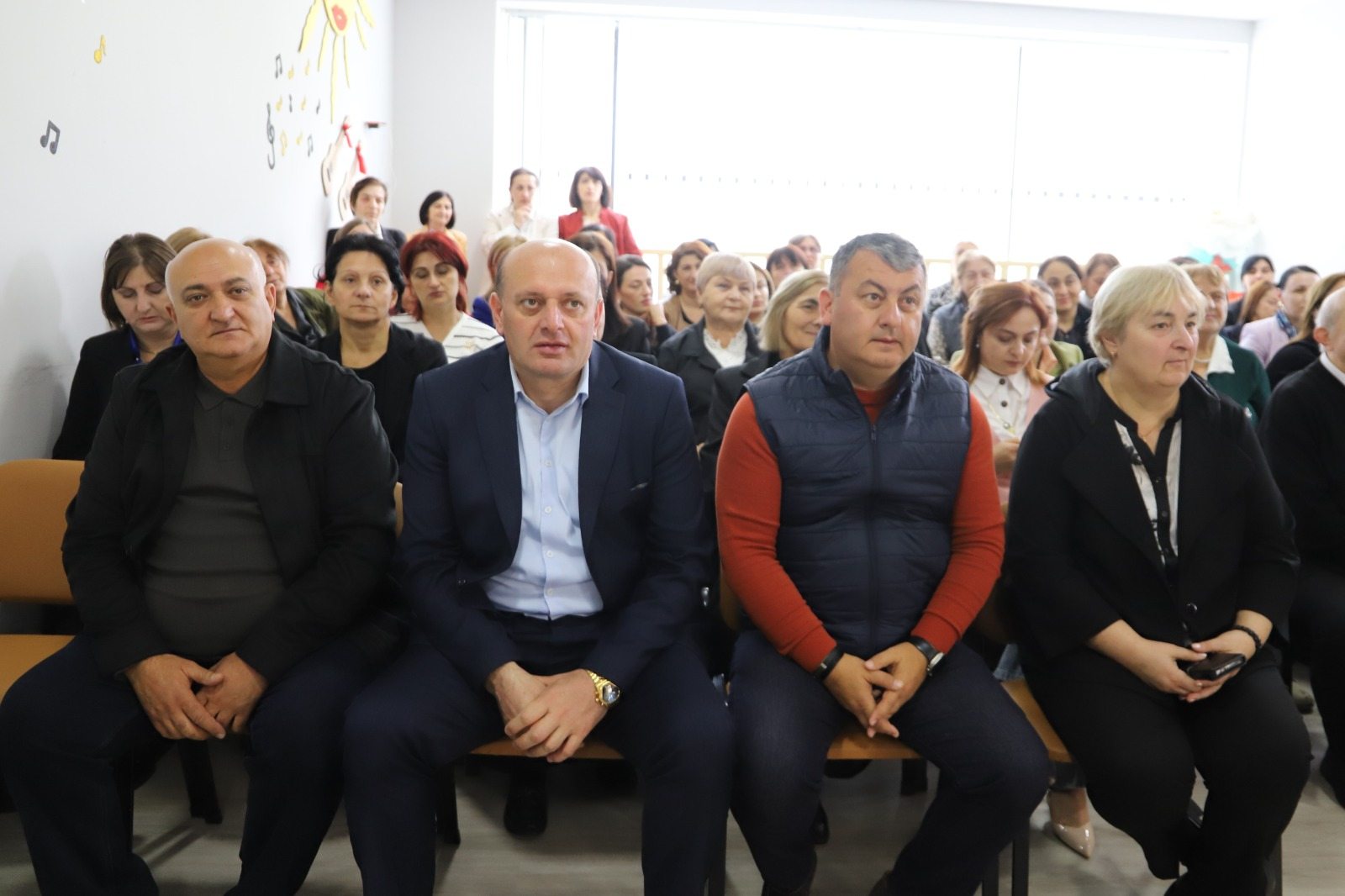 თერჯოლის მერი სკოლამდელი აღზრდის დაწესებულებების წარმომადგენლებისთვის სერტიფიკატების გადაცემის ღონისძიებას დაესწრო - 3