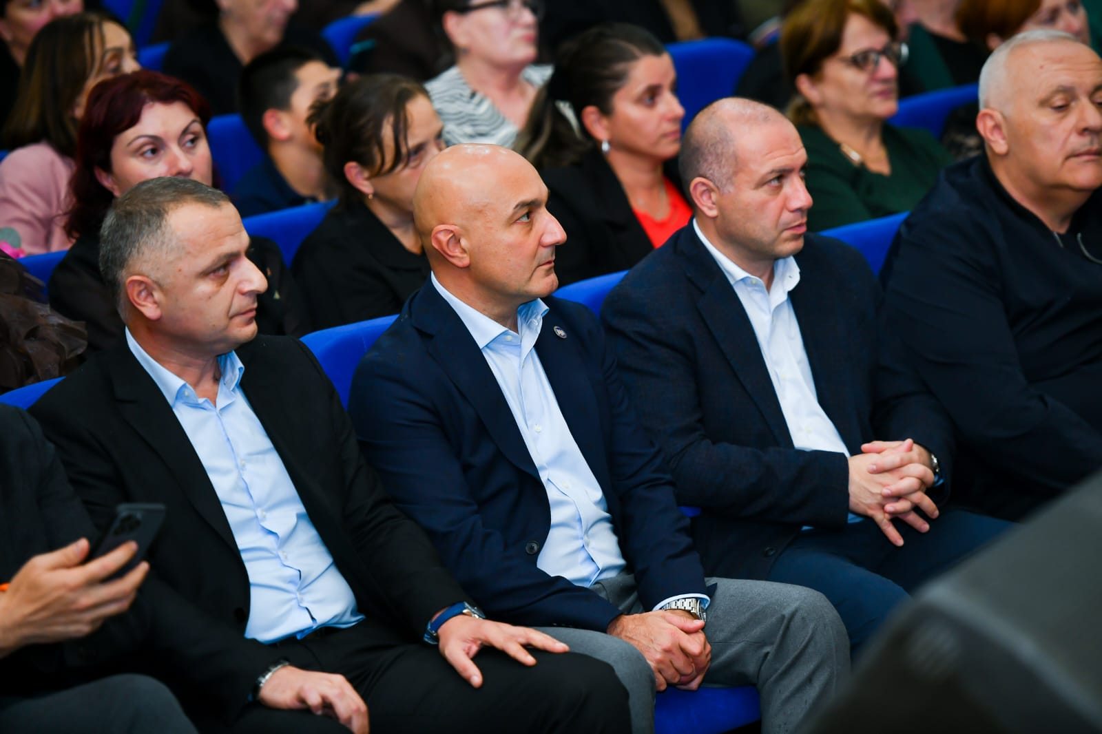 ​წალენჯიხაში ღვაწლმოსილი პედაგოგები დააჯილდოვეს - 8