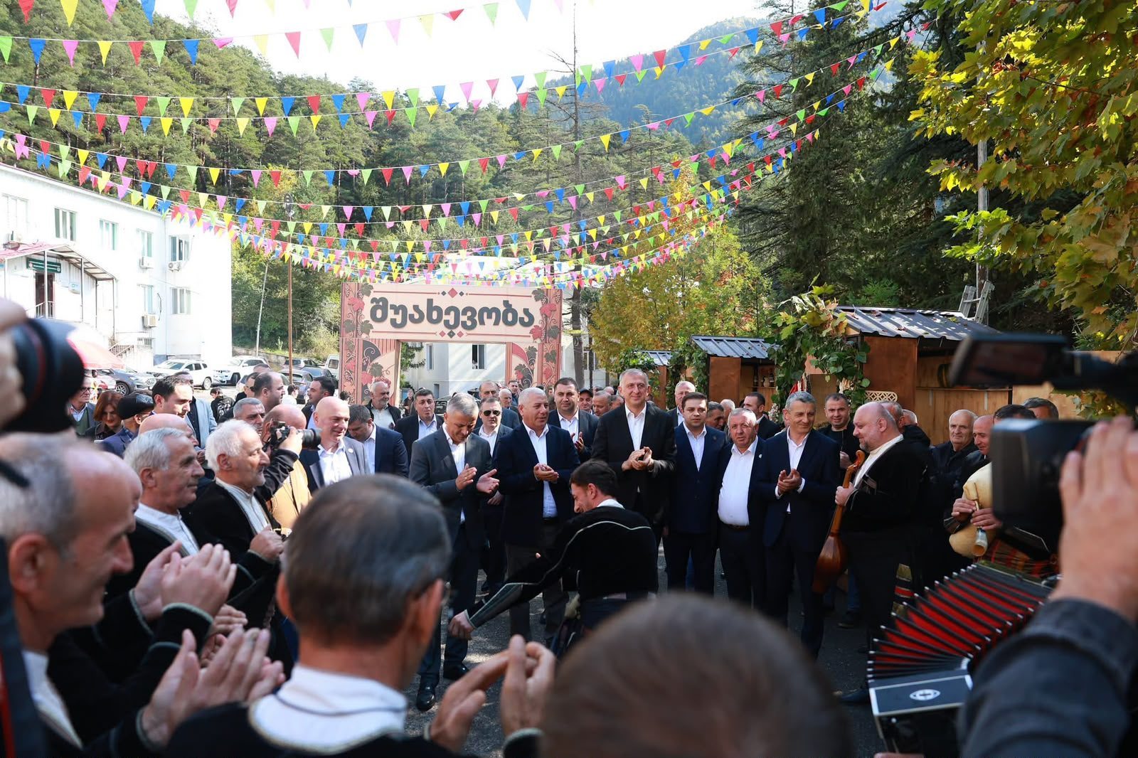 ზურაბ პატარაძე სახალხო დღესასწაულს "შუახევობას" დაესწრო
