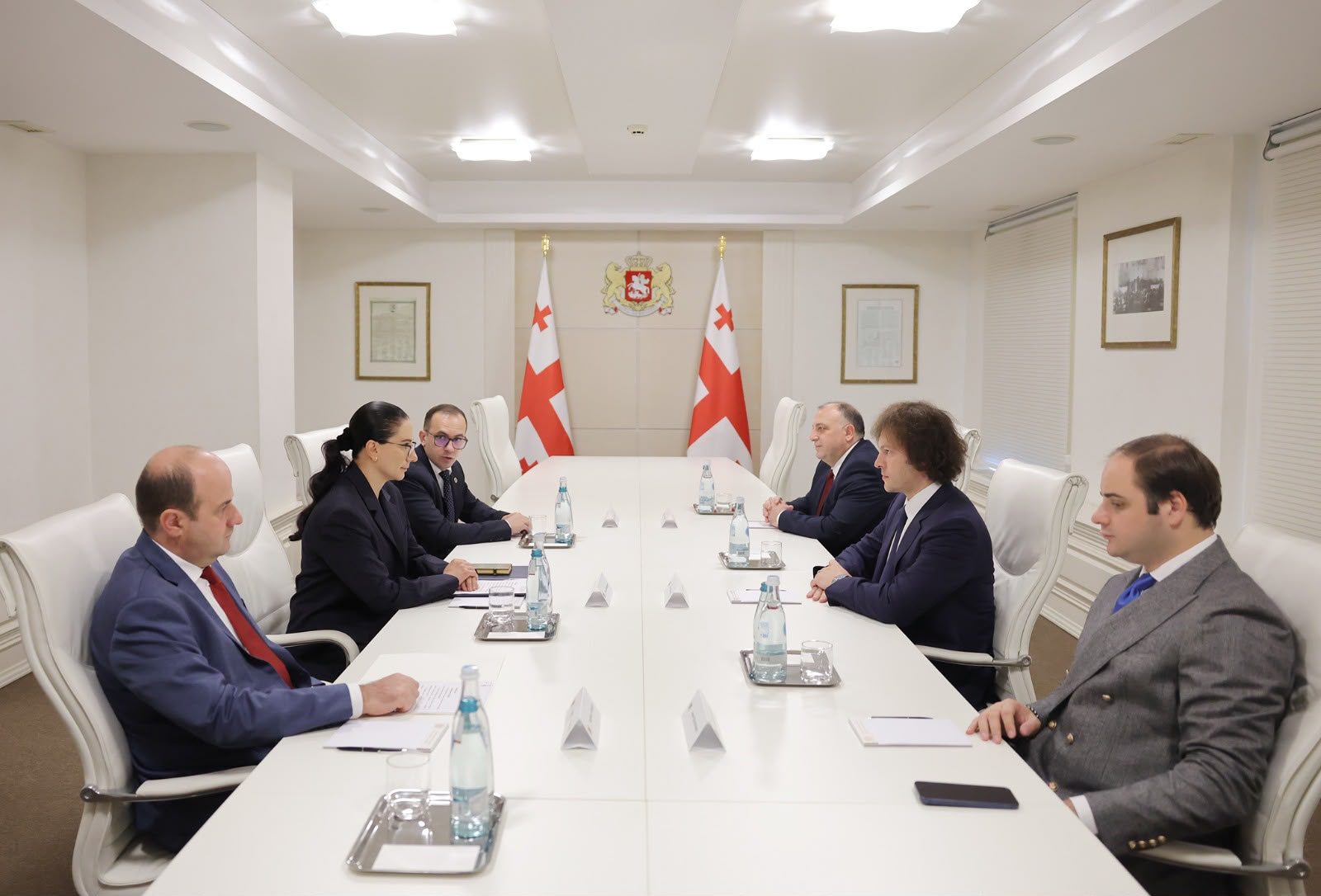 Georgian PM meets Armenian prosecutor general