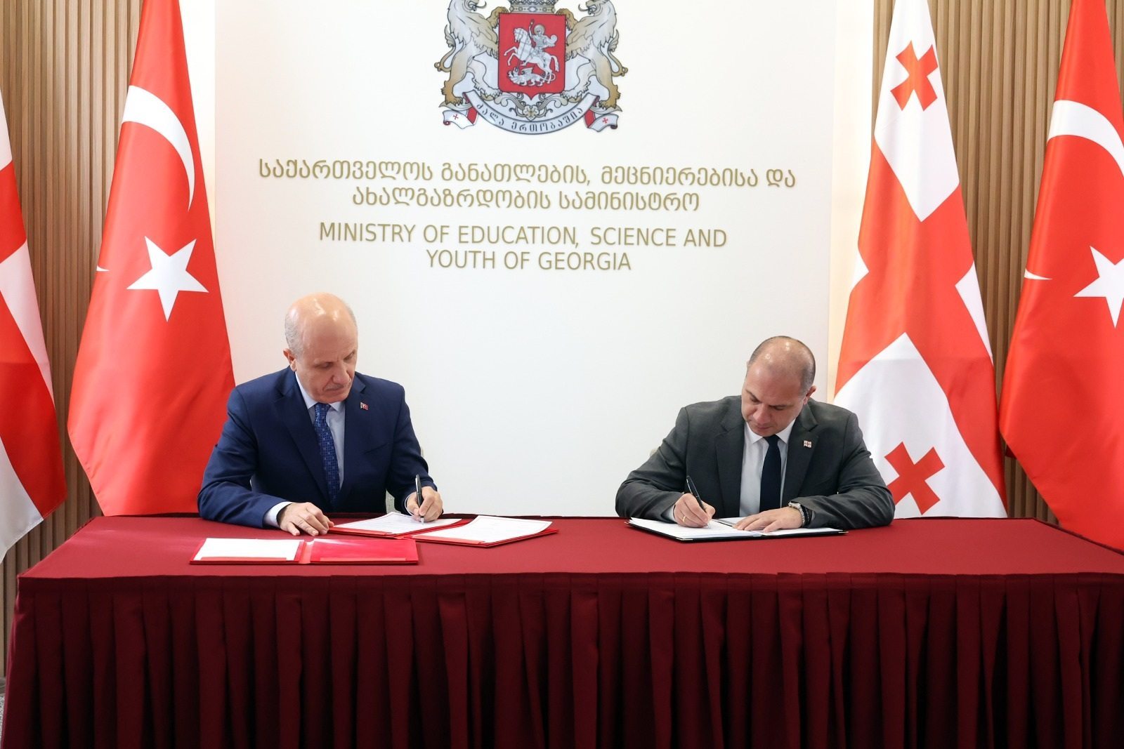 გივი მიქანაძემ და თურქეთის რესპუბლიკის უმაღლესი განათლების საბჭოს პრეზიდენტმა ურთიერთგაგების მემორანდუმს მოაწერეს ხელი