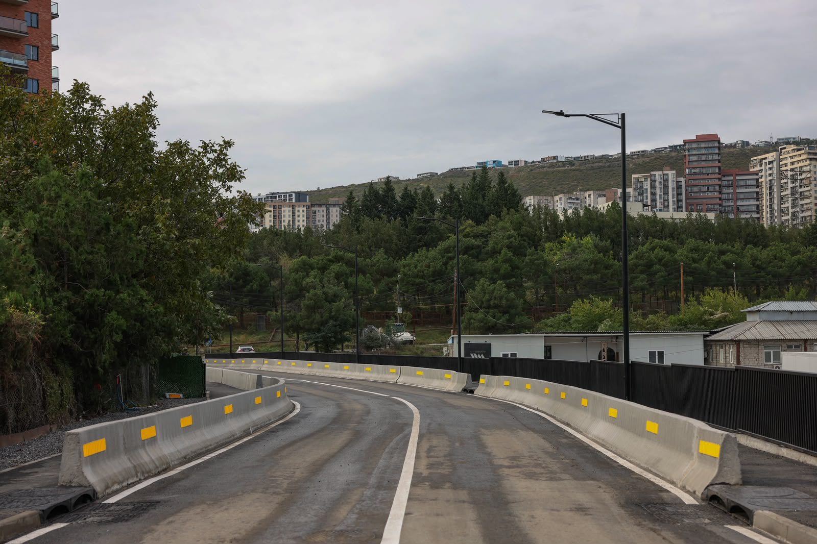 New bridge opens between Vashlijvari and Digomi in capital Tbilisi 